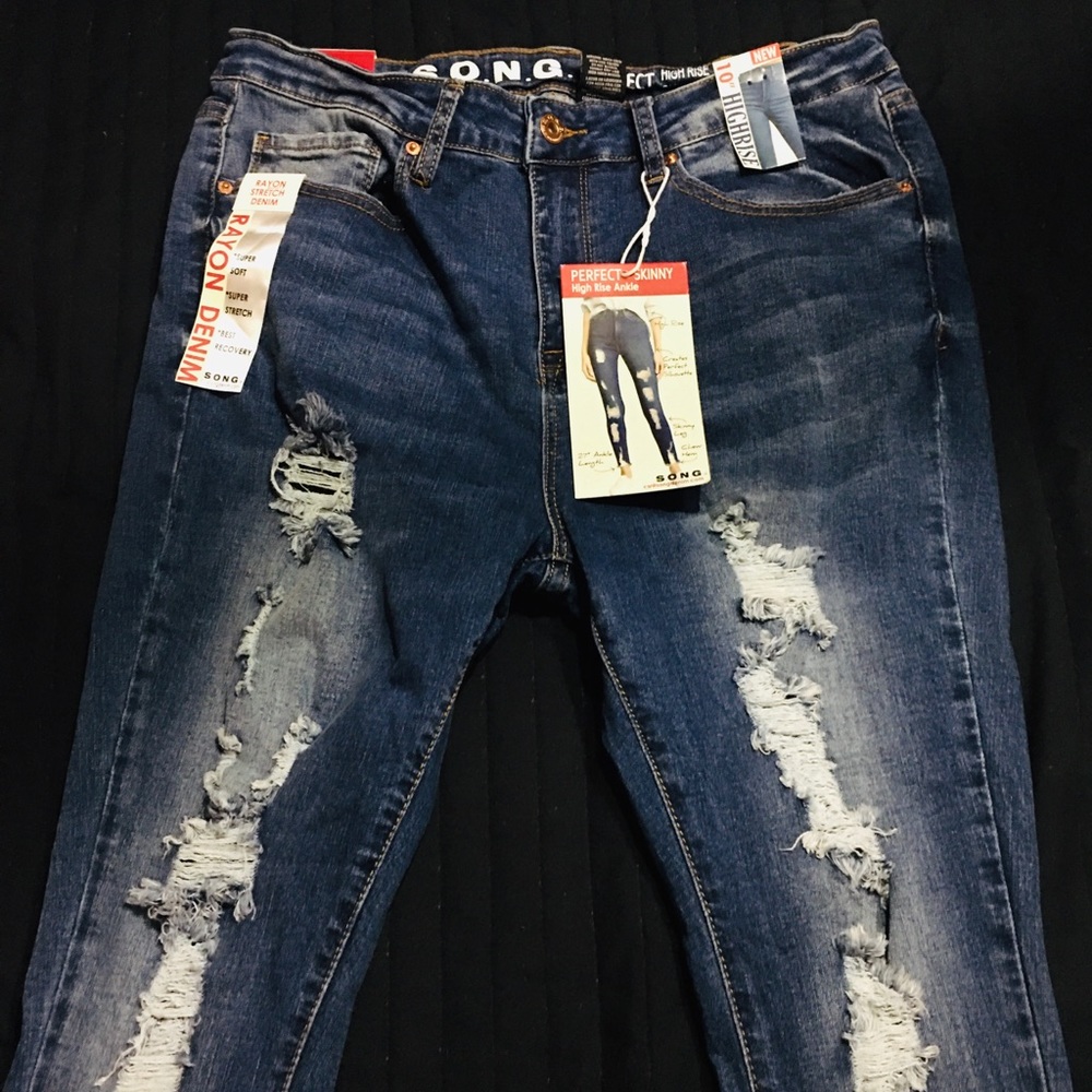 High rise distressed high rise skinny jeans